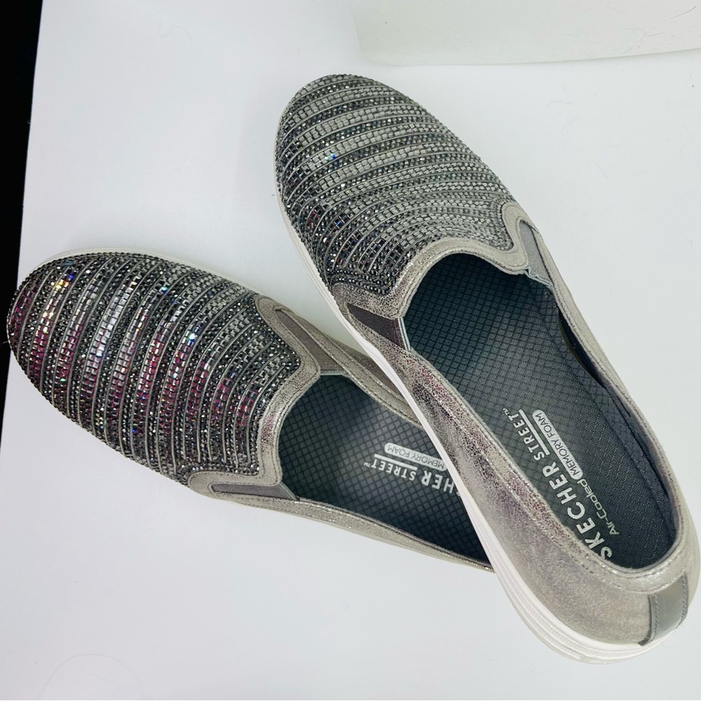 👰💍Skechers DoubleUp Shimmer Top 💃Silver & Pewter Sz10 Sneakers,shoes flats NWT
